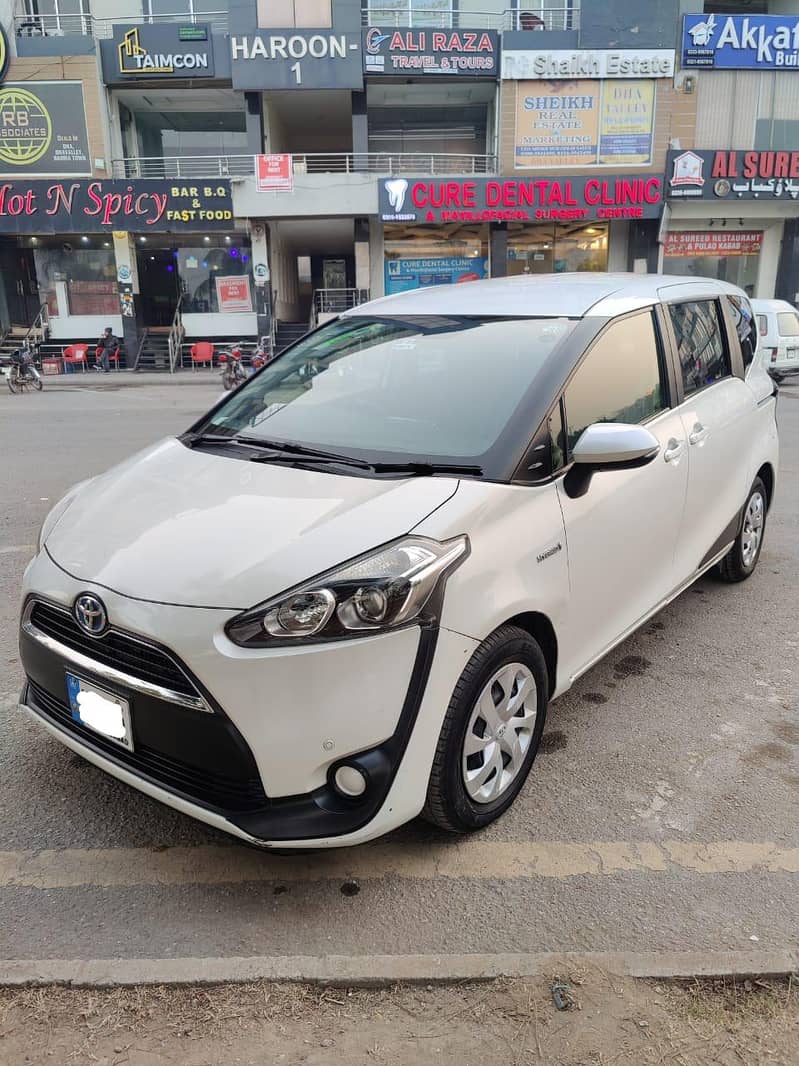 Toyota Sienta X 2016 3