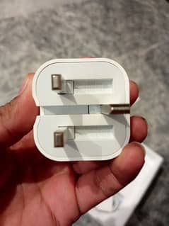 iphone 14 original charger and vivo y17s original charger