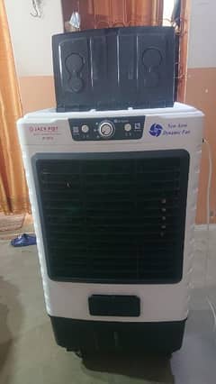 Im selling My Air Cooler 10/9 Condition just Like New