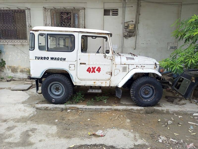 Toyota fj40 0