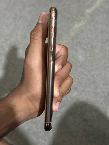 iphone 11 pro 64 gb pta approved 2