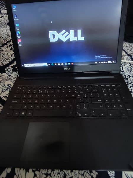 Dell Vostro 15-3568 i5 7th gen 1