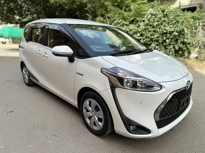 Toyota Sienta G 2018 UNREGISTERED B2B ORIGINAL 1