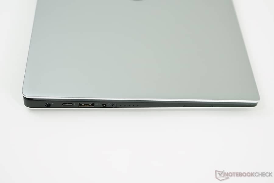 Dell XPS 9360 core I5 7generation 5