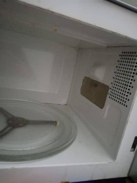 Pel microwave for sale just like new 4