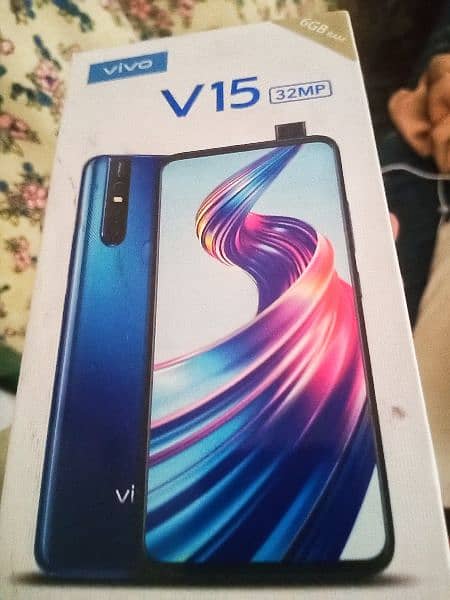 Vivo v15 with original charger and box with new condition 3