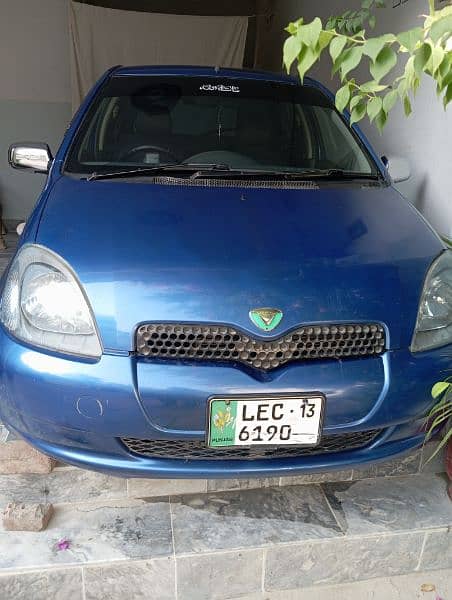 Toyota Vitz 2001 1