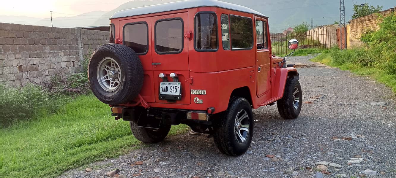 Toyota land cruiser for sale 9