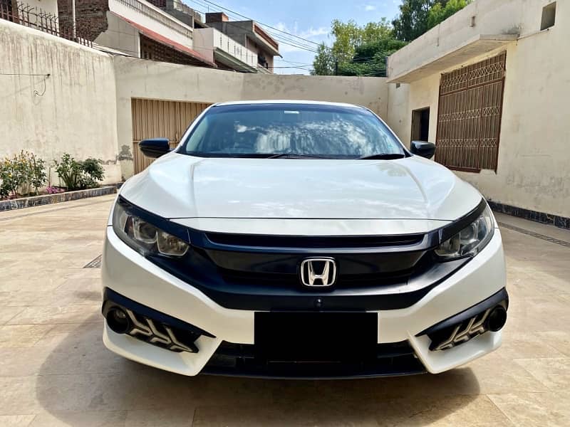 Honda Civic Oriel 1.8 i-VTEC CVT 2017 1