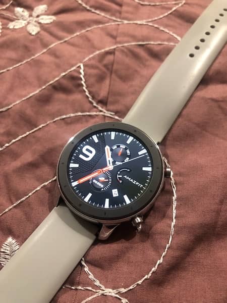 Amazfit GTR Smartwatch 1