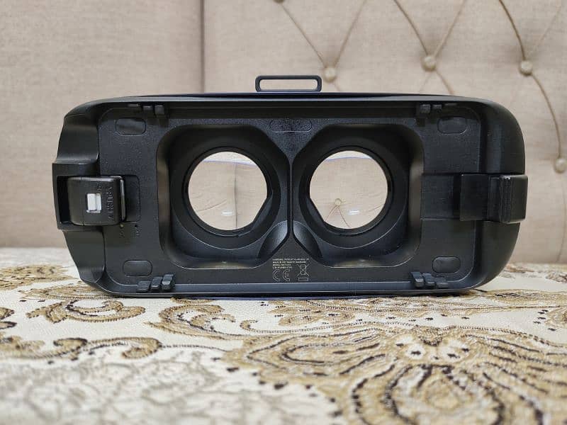 Samsung gear vr Powerd by oculus 4