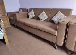 05 Seater Sofa Set Made In Master Molty Foam Condition 10/10