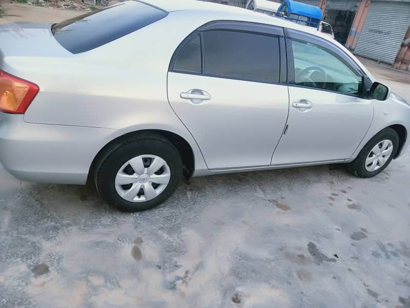 Toyota Corolla Axio 2012 2