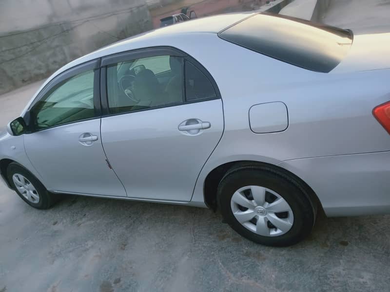 Toyota Corolla Axio 2012 15