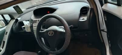 Toyota Vitz 2006