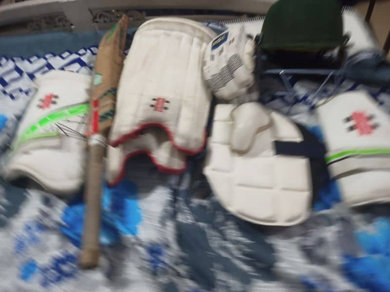 cricket hardball kit new condition bat guard Thai pads halmet all 1