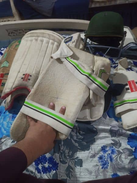 cricket hardball kit new condition bat guard Thai pads halmet all 9