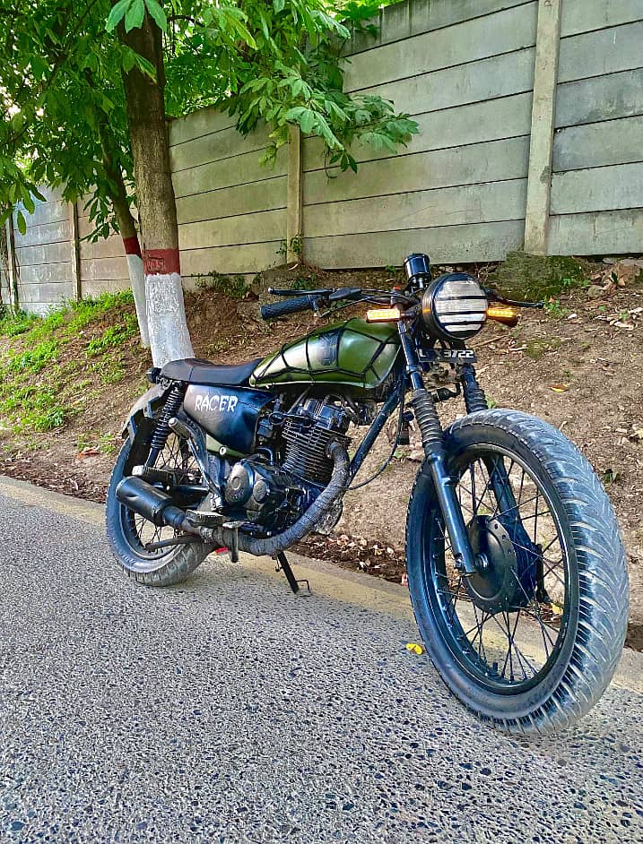 Honda 125 2014 model converted into cafe racer like chopper bikes 3