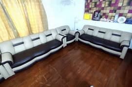 Sofa set 10 seats with centre and side tables