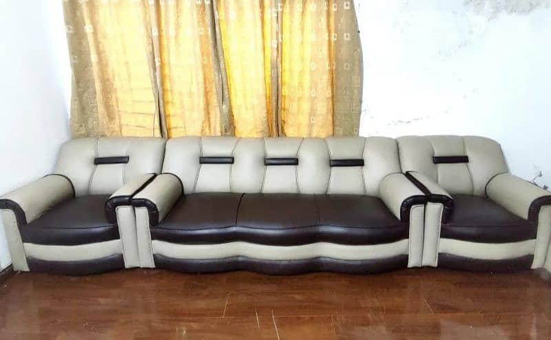 Sofa set 10 seats with centre and side tables 2