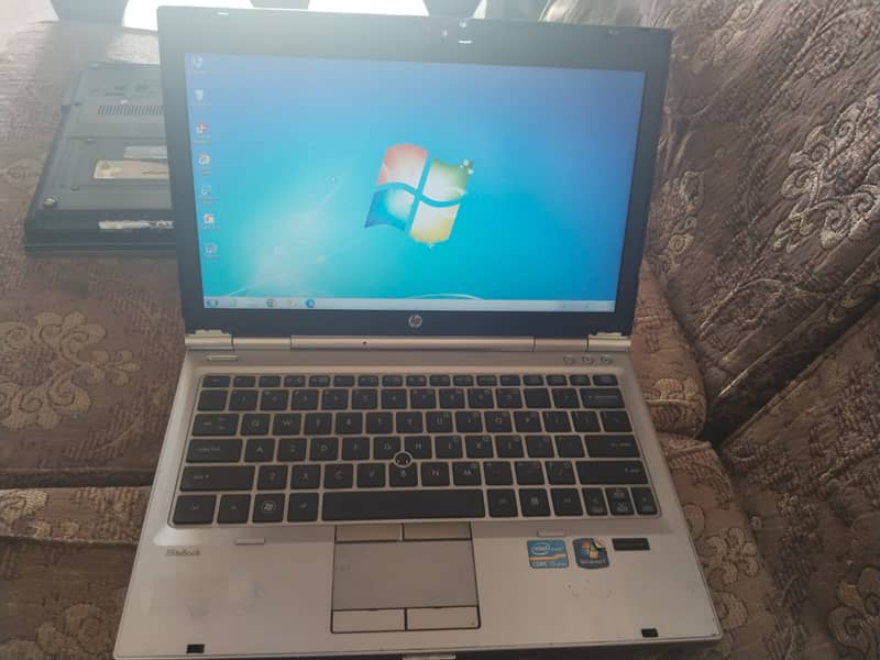 Labtop for sale ,HP second genration 1