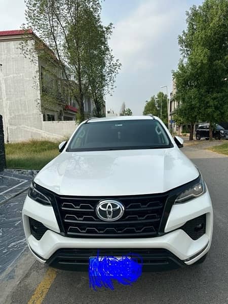 Toyota Fortuner G 2022 1