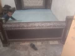 King size bed set without mattress for sale for contact 0307/32/98/319 0