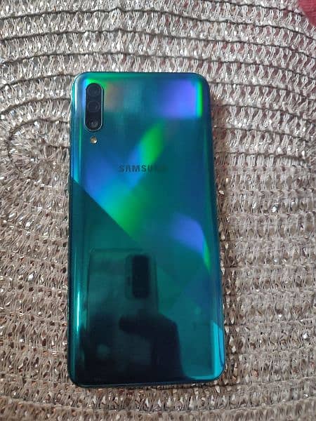 Samsung Galaxy A30S 4/128 finger in display. sale and exchange. 1