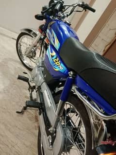 Honda CD70 Blue- 2024 applied for new bike only 2200km for sale 145000