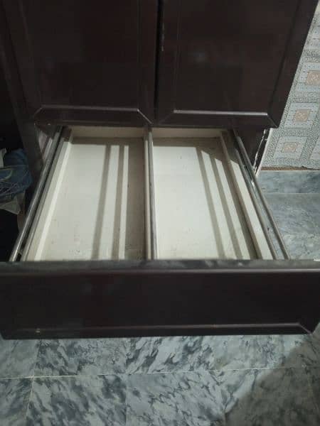 wardrobe Almari for sale 3