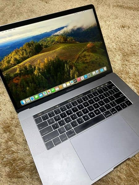 Azadi Deal MacBook Pro 2017 i7 2