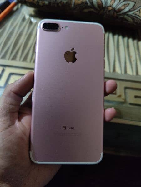 Iphone 7 plus urgent sale 1