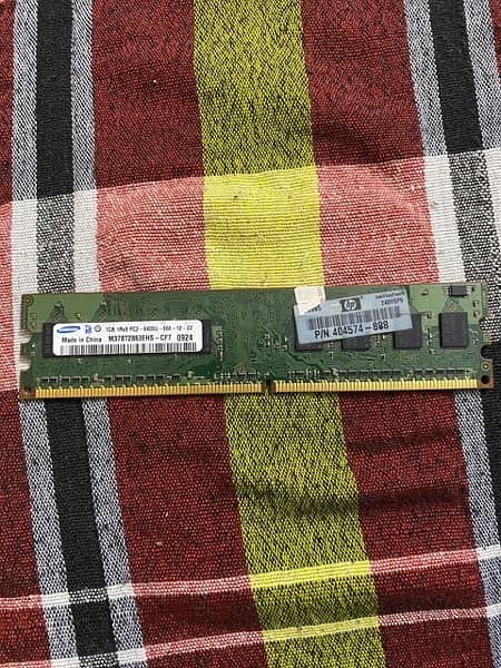 DDR 2 Ram 2gb jes bhai ko chia contact karay 03005553852 2