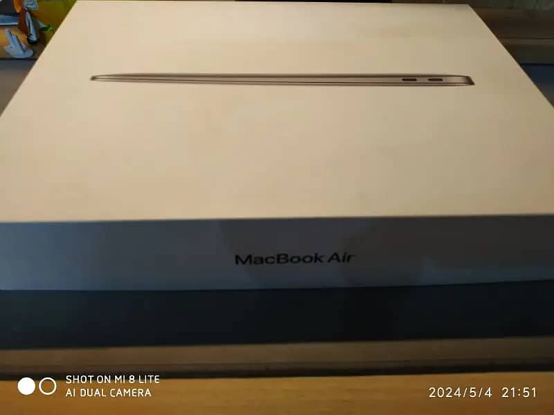 MacBook Air M1 2020 laptop 4