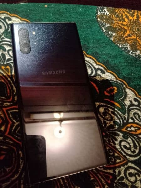 Samsung note 10  plus+ 6