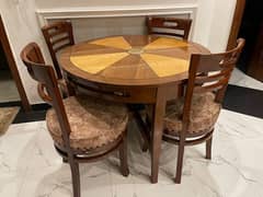 Dinning Table 4 chairs