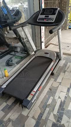 Treadmill 125kg supported With features dual motor automatic incline