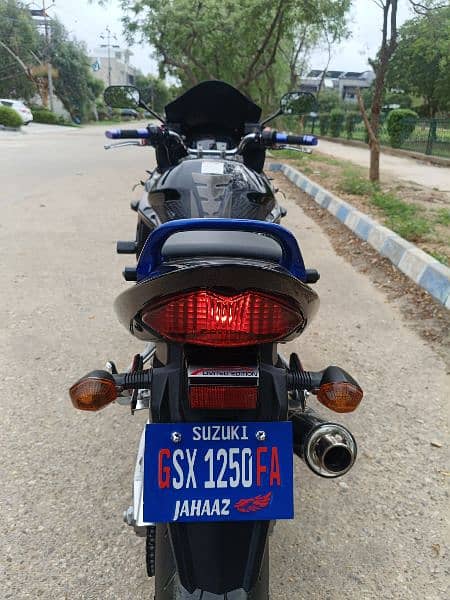 Suzuki GSX 1250FA  ABS 8