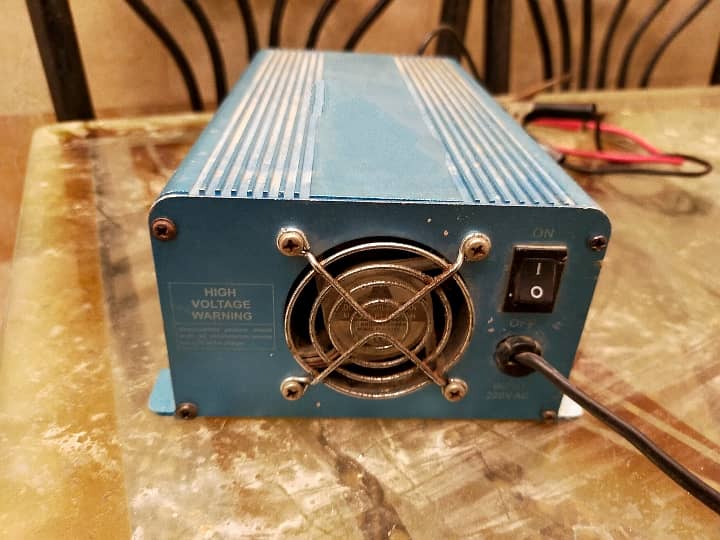 30 Amp Battery Charger For Urgent Sale 2