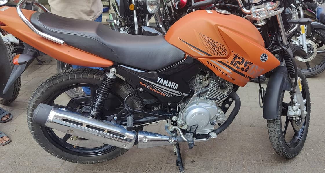 Yamaha YBR G for sale orange color 2024 Aplaid 3