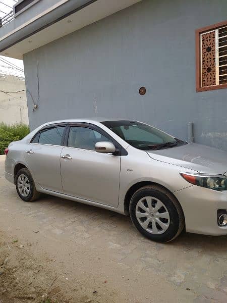 Toyota Corolla GLI 2011 3