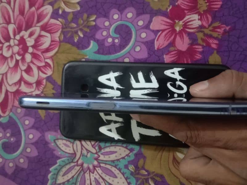 I'm selling My Samsung Galaxy j6+ 3gb 32gb 11