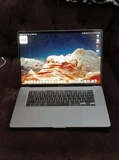 MacBook Pro 2019 16" 1 TB 32 GB 4 GB Dedicated AMD Graphics