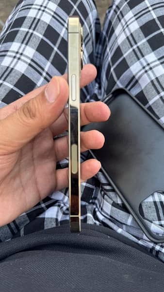 iphone 12 pro max 128Gb non pta lush good condition 4