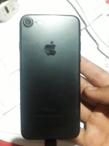 iphone 7 non pta 128  gb exchange pissible 7 plus or andriod 0