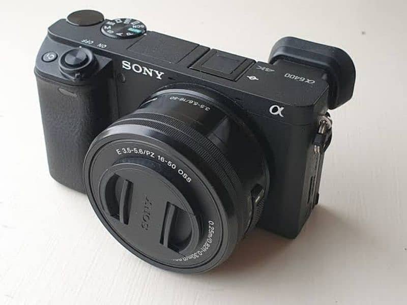 Sony A6400 7 Months Warranty from Dubai 200 shutter count 0