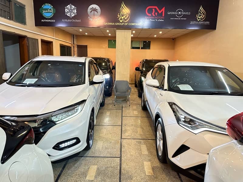 Toyota CHR 2019 4 Grade Import Fresh 2024 CHR 2018 CHR 2017 11