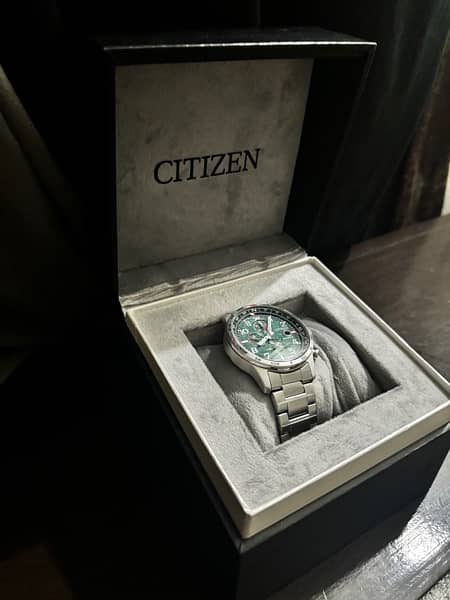 Original Citizen Watch (USED) 3