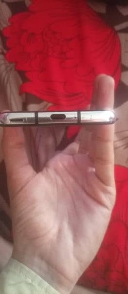 SHARP AQUOS R2 PTA BLOCKED 4GB RAM 64 GB MEMORY. 10