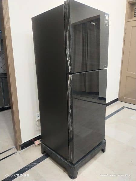 Haier Refrigerator E-Star HRF-306 EB/EP Glass Door 2